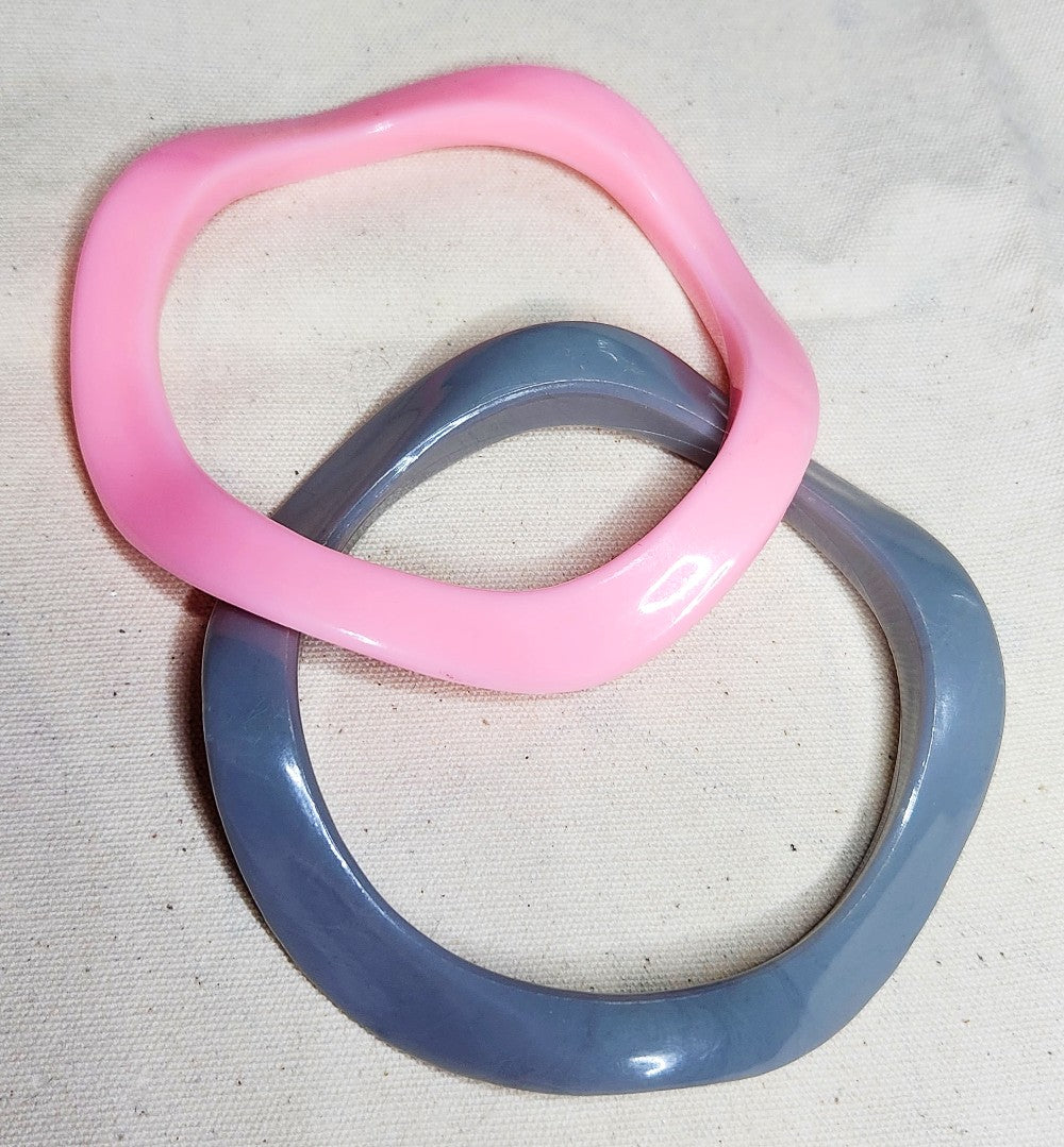 Vitage 1980s Wavy Bangle Bracelets